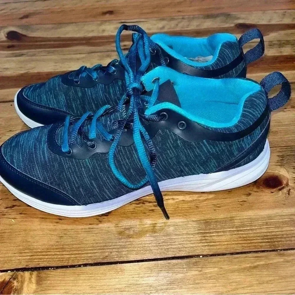 Vionic Comfort running/walking shoe blue/ black colorway - Picture 5 of 13